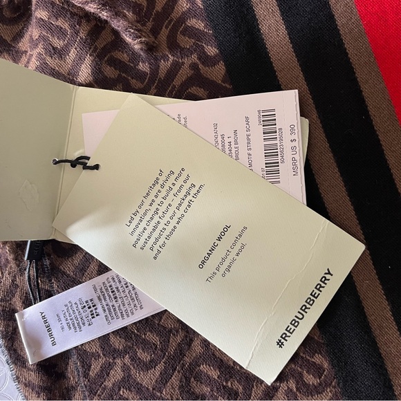 New with tags Burberry wool TB monogram scarf - Picture 10 of 10